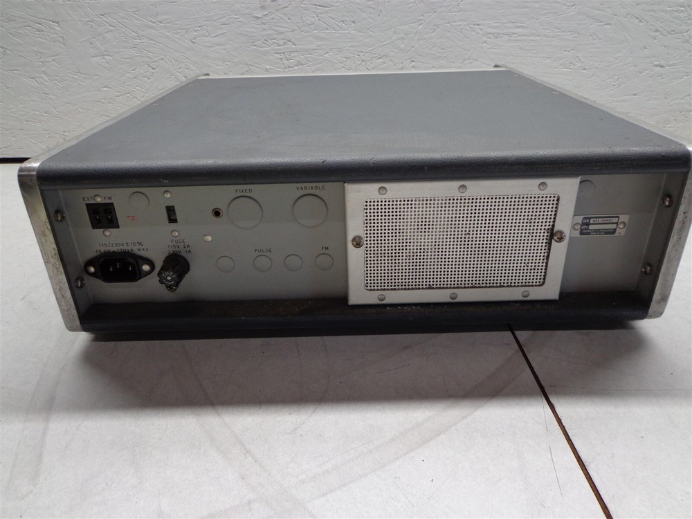 HP 8616B Signal Source