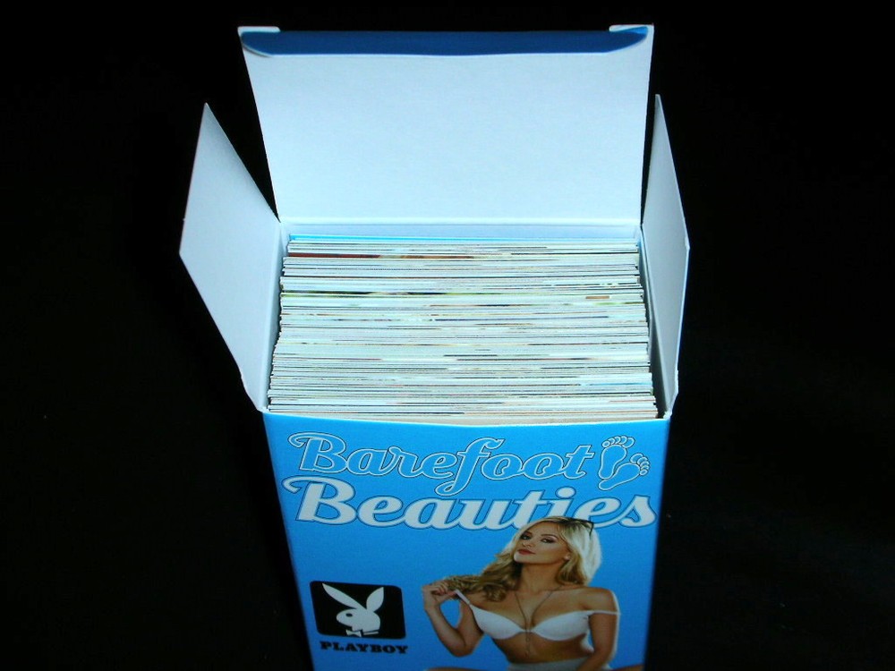 Playboy Barefoot Beauties Base Set