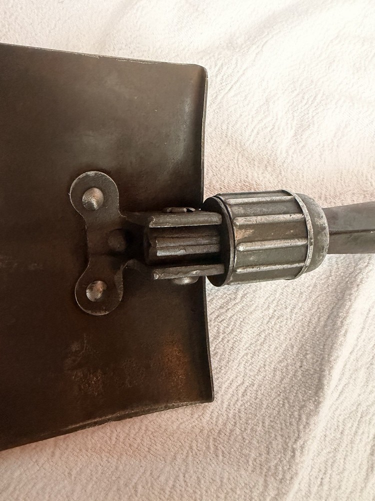 Original WWII US Military Folding Pack Shovel U.S. Wood 1945