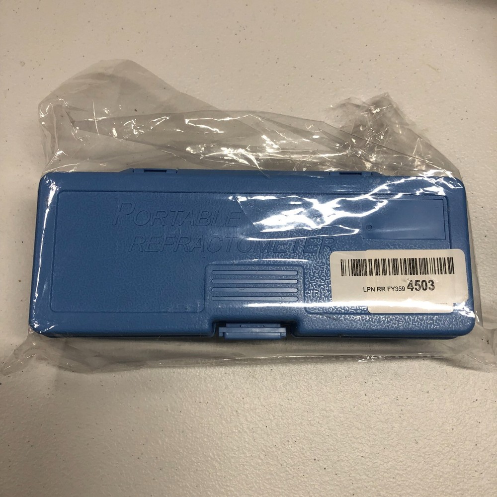 Portable Refractometer with ATC, UNTESTED