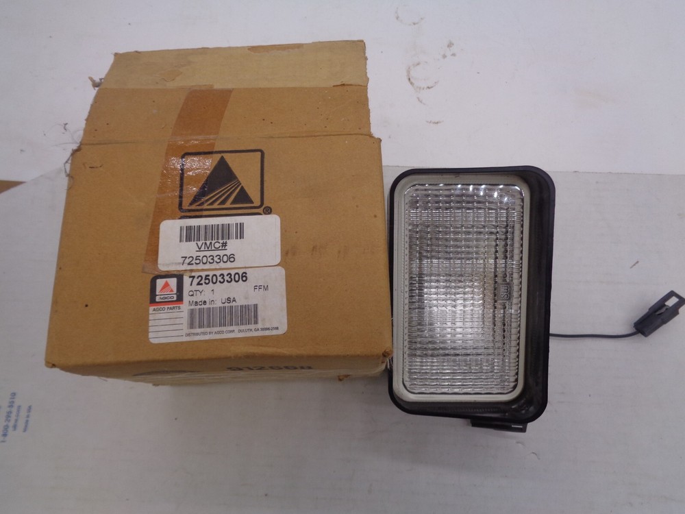 AGCO RH LAMP OEM - 72503306  BULK