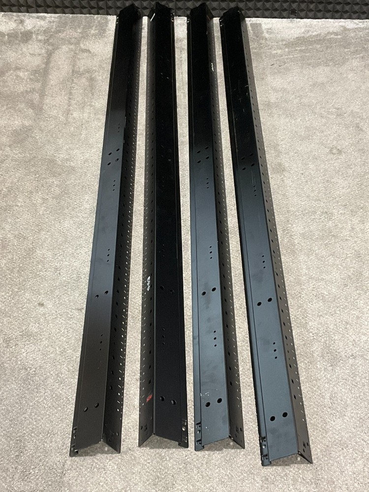 APC NetShelter 4 Post Open Frame Rack 44U AR204A ✅❤️️✅❤️️ OPEN BOX ✅❤️️✅❤️️