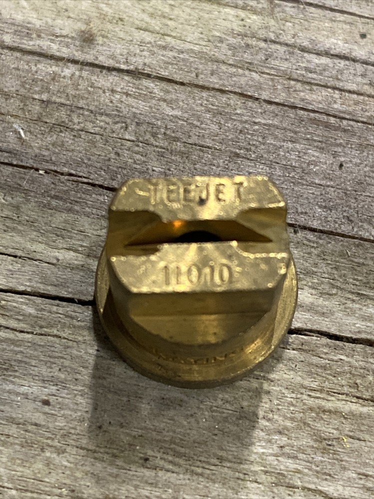TeeJet TP11010 Brass Flat Spray Tip Nozzle