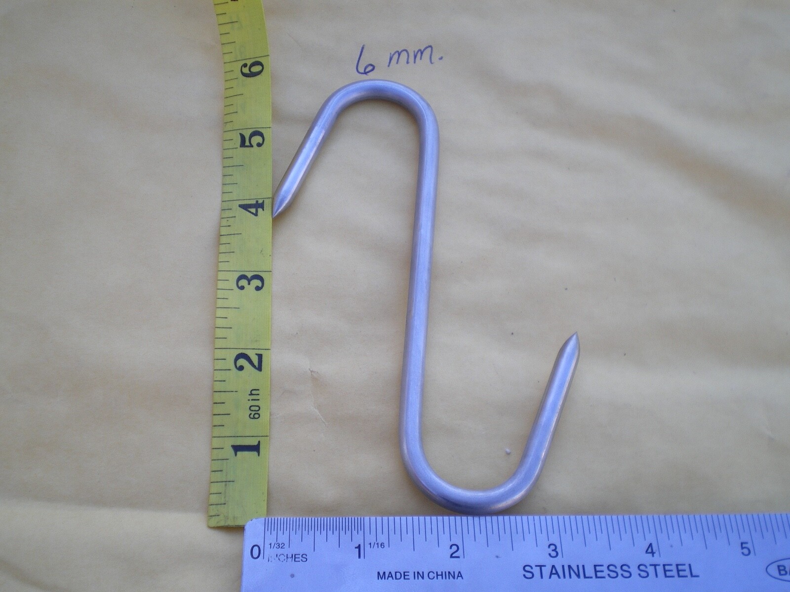 9 PCS. HEAVY DUTY STAINLESS STEEL MEAT/POULTRY S HOOKS, 6"X6MM. W/2" HOOK ENDS