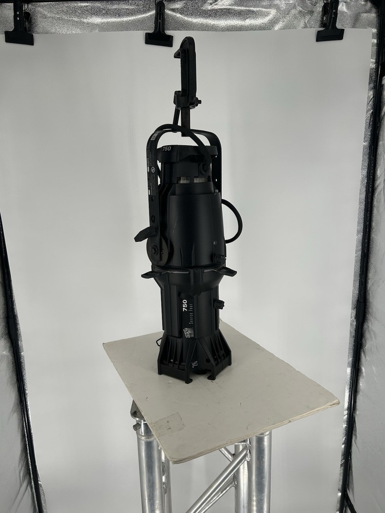 ETC Source Four Leko 575/750