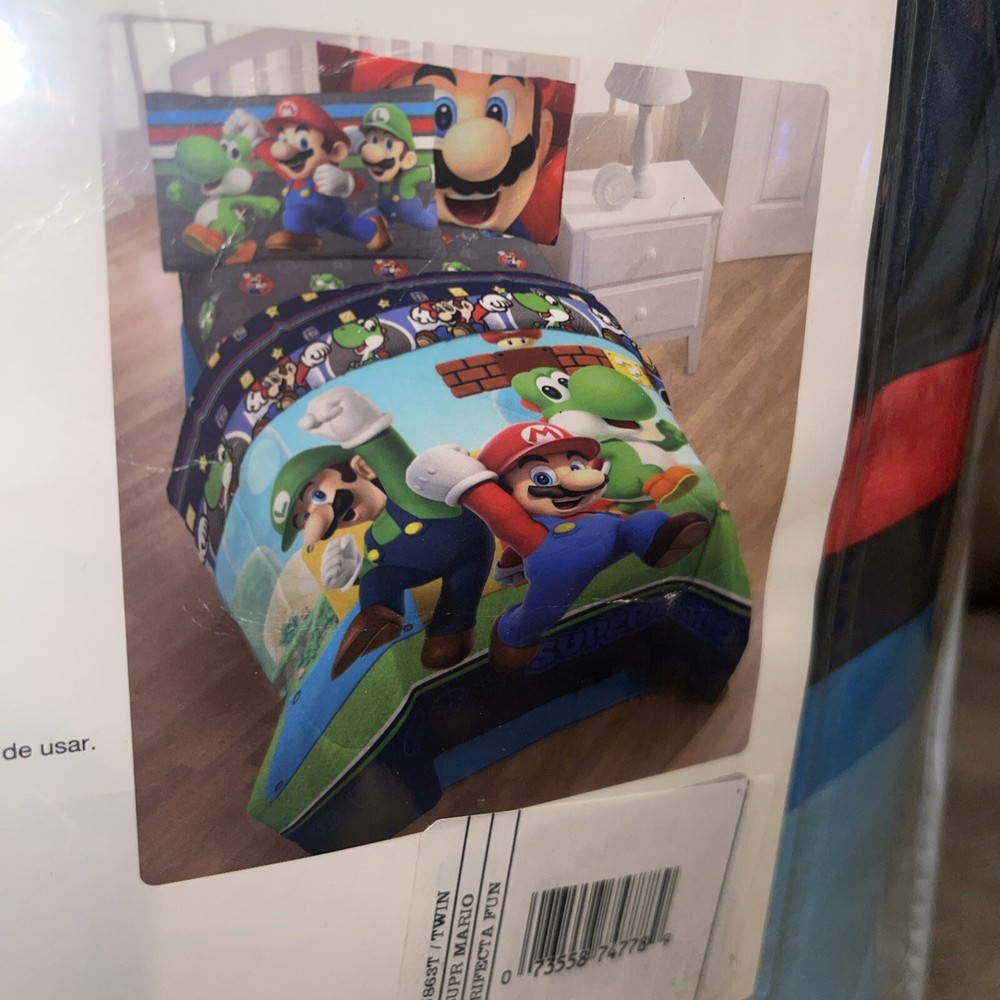New Super Mario Microfiber Twin Comforter Blanket