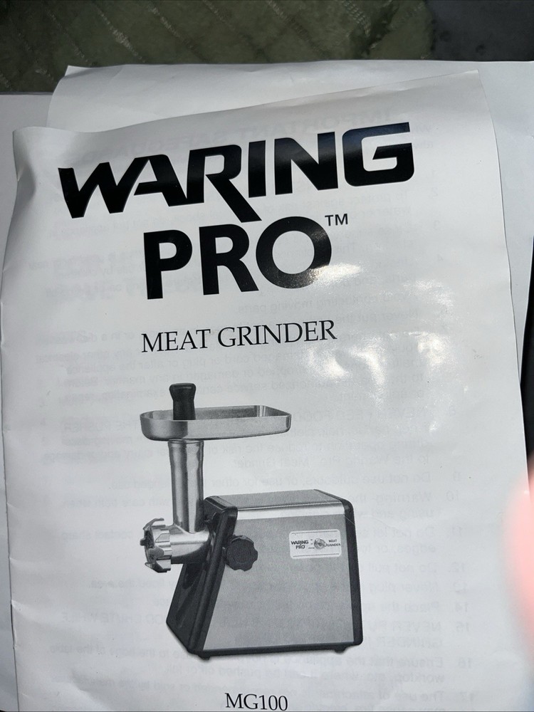 Waring Pro 3 Cutting Blades Electric Meat Grinder With Reverse Function MG100