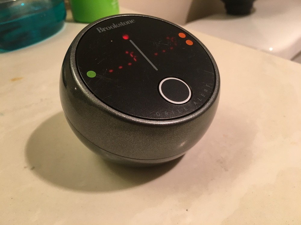 Brookstone Grill Alert Bluetooth Connected Thermometer - (Missing the probe)