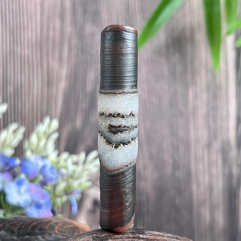 Natural Viewing Designer/China Inner Mongolia Weathered Agate Long Pipe