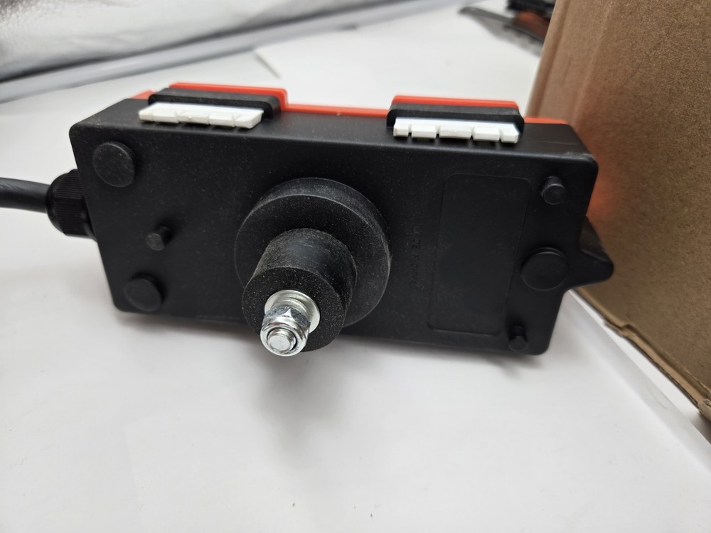 F21-E1B Hoist Crane Industrial Remote Control Wireless Transmitter Push Button S
