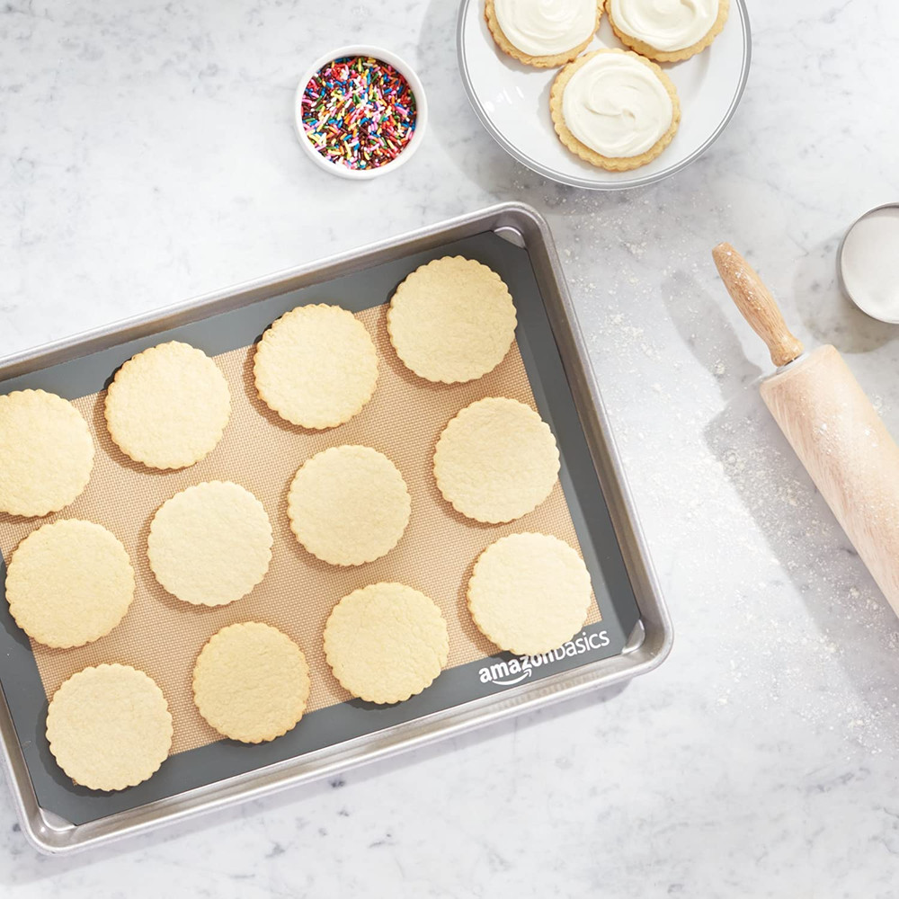 Silicone Rectangular Baking Mat, Non-Stick Reusable Oven Bakeware, 16.5" X 11.6"