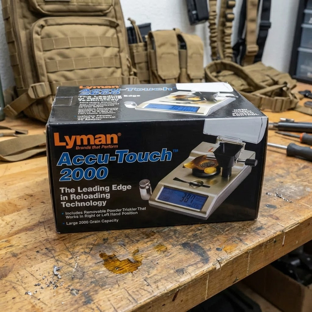 Lyman Accu-Touch 2000 Electronic Scale, accuracy to 1/10 grain Reloading Scale