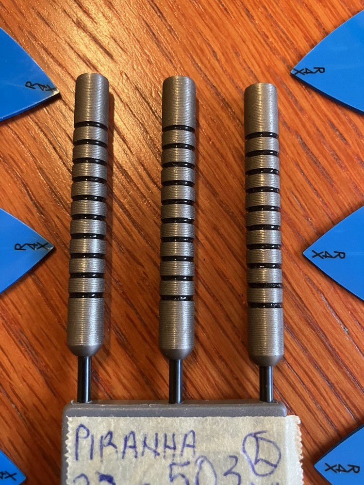 PIRANHA DARTS - 22 GRAMS - MINT