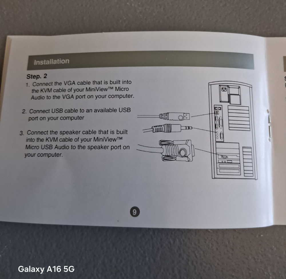 IOGEAR usb audio KVM switch model GCS712U Controls 2 computers SEE Details