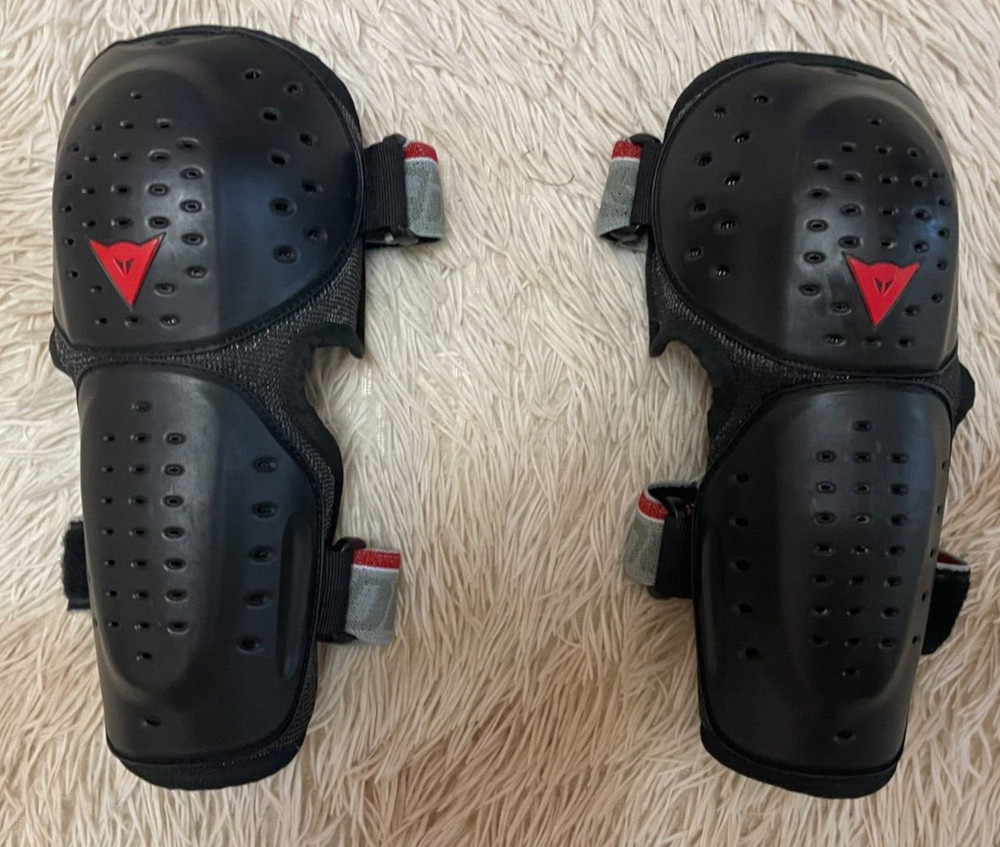 Dainese EN 1621 1/97 Knee Guards