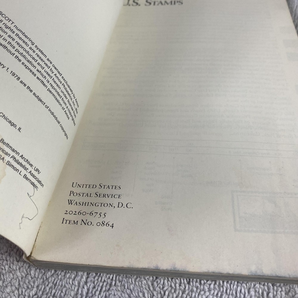 Vintage 1990 Postal Service Guide To U.S. Stamps Book USPS Scott Values USA