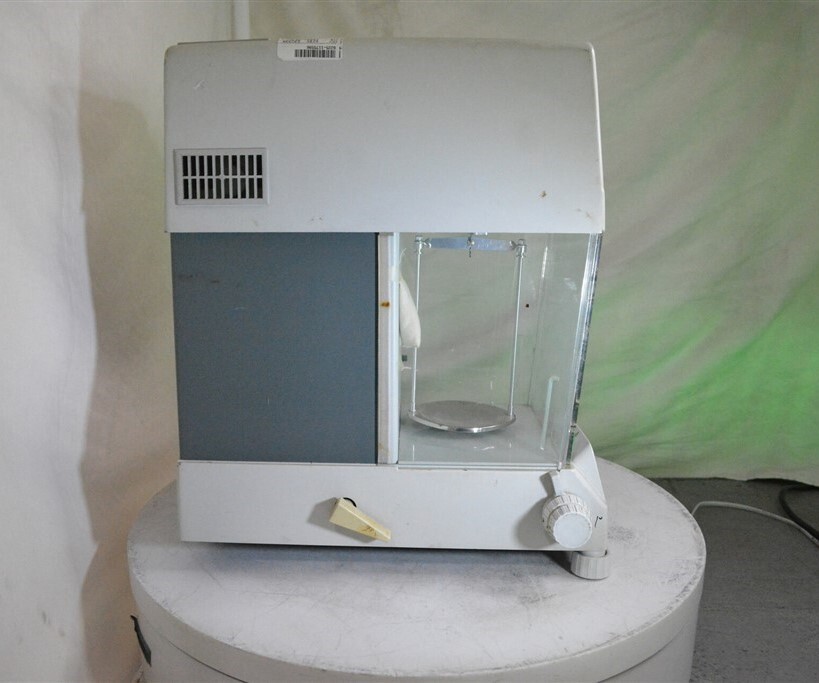 Sartorius 2462 Laboratory Scale Max 200g SEE NOTES