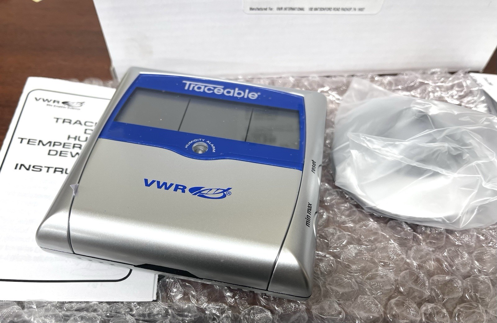 VWR 89500-398 Digital Humidity Temperature Dew Point Meter