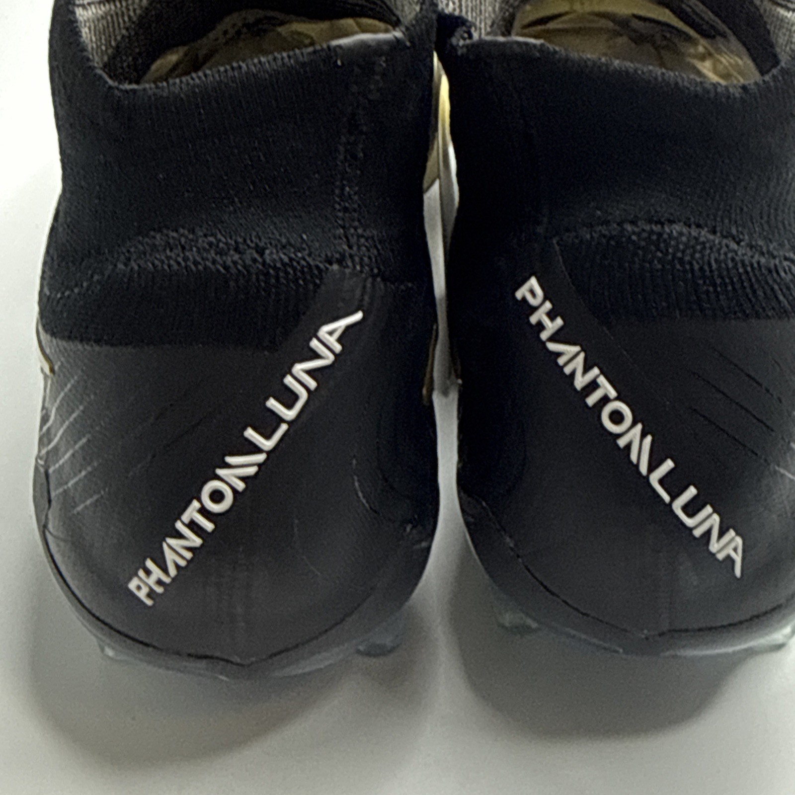 Nike Phantom Luna II Elite AG Men's Size 9.5 Soccer Cleats FQ8932-100 Bosnia