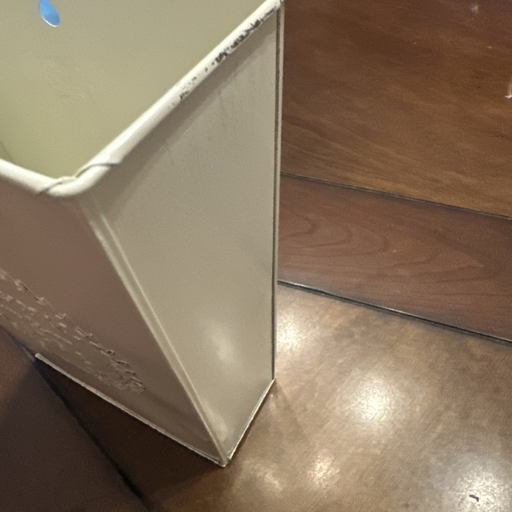 Wall hanger Mail Holder metal