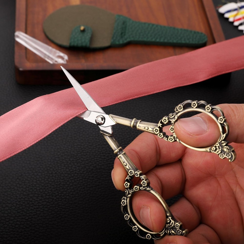 Knitting Scissors with Case, Crochet Scissors Threading Sewing Shears for Emb...