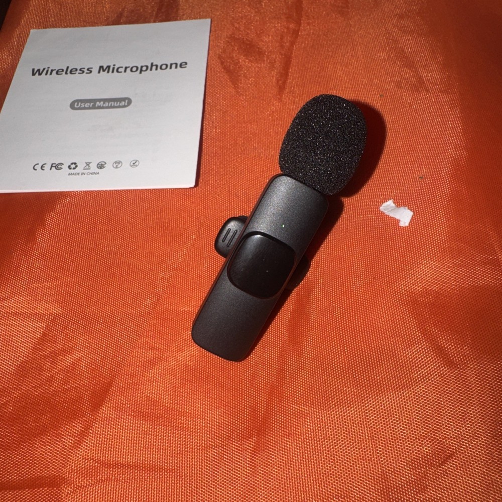 Lavalier Microphone Wireless Audio Video Recording Mini Mic For Iphone UNTESTED