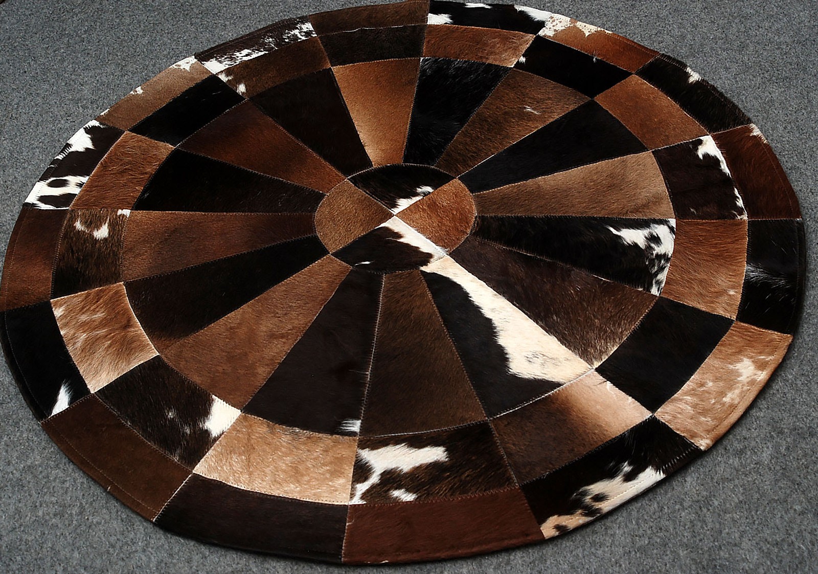 Cowhide Round Patchwork Carpet Handmade Cowhide Carpet (36"x36")Home Décor 37