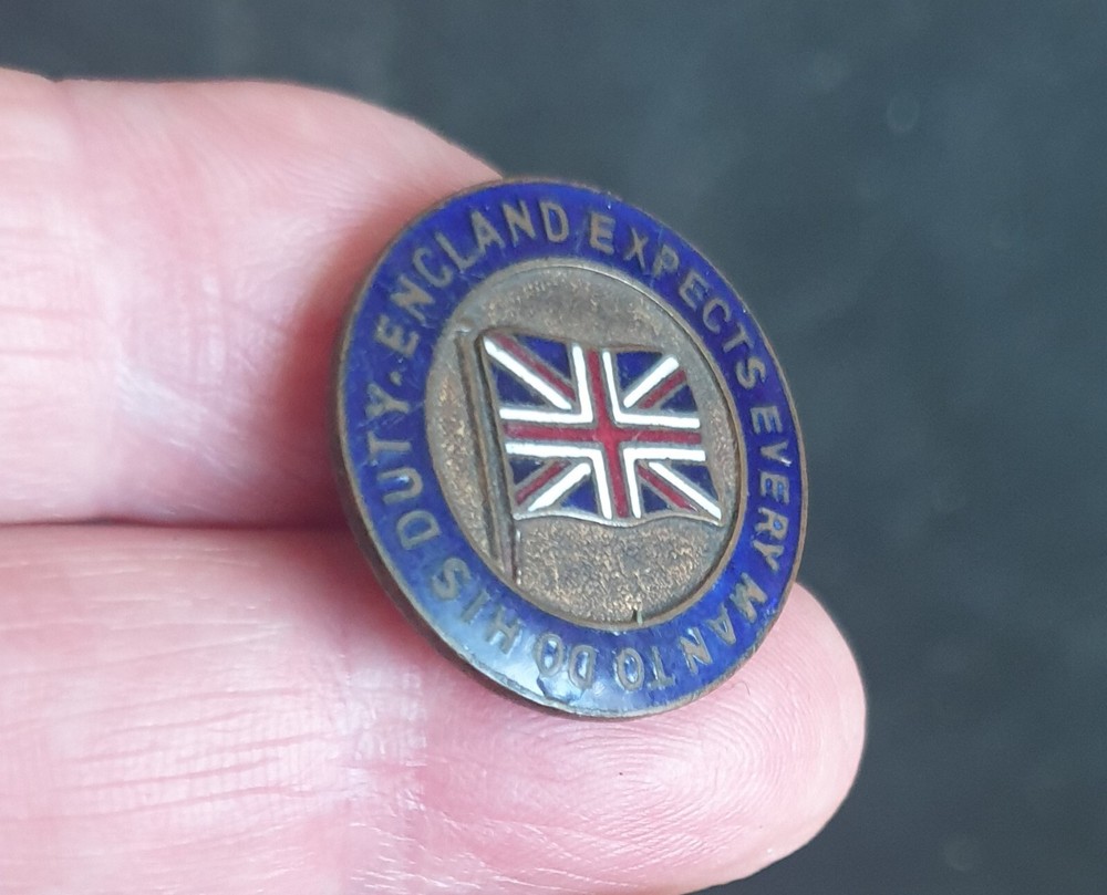 WW2 British RN Matelot's Bosun's Whistle, Duffel Bag Hasp & Lapel Badge 1939-45