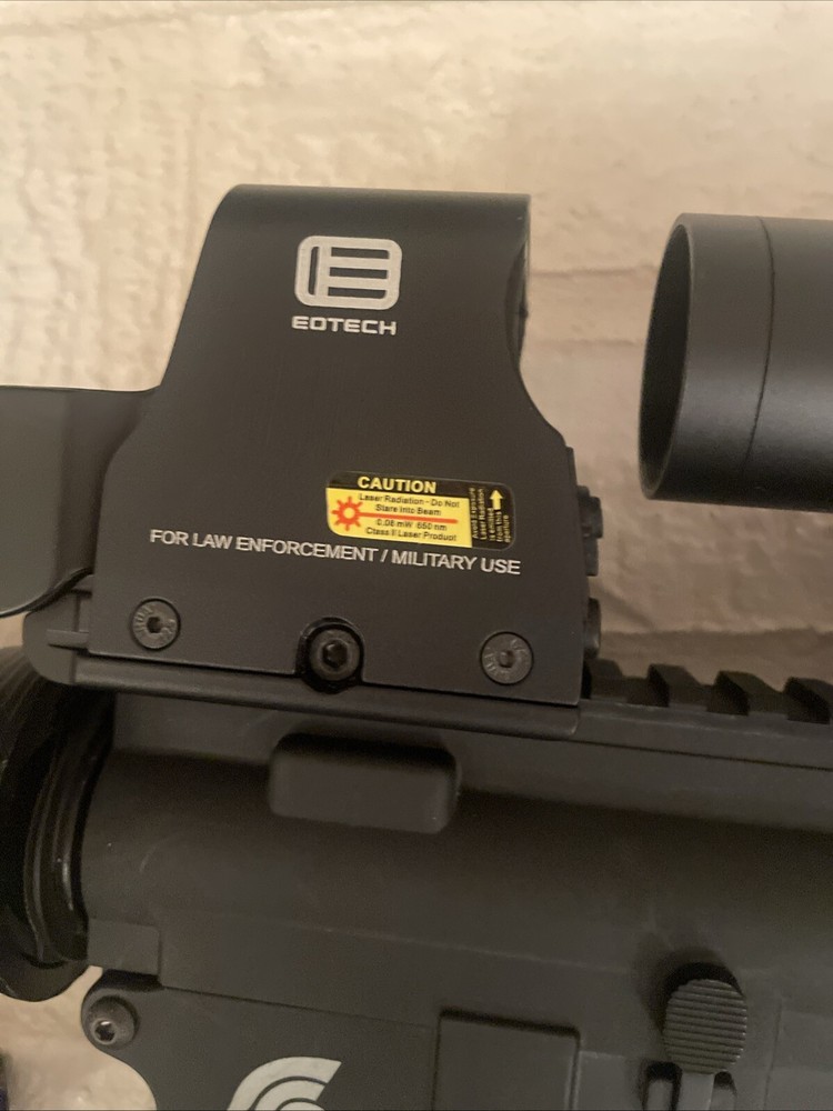 Lancer Tactical Aeg Airsoft Rifle (READ DESCRIPTION)
