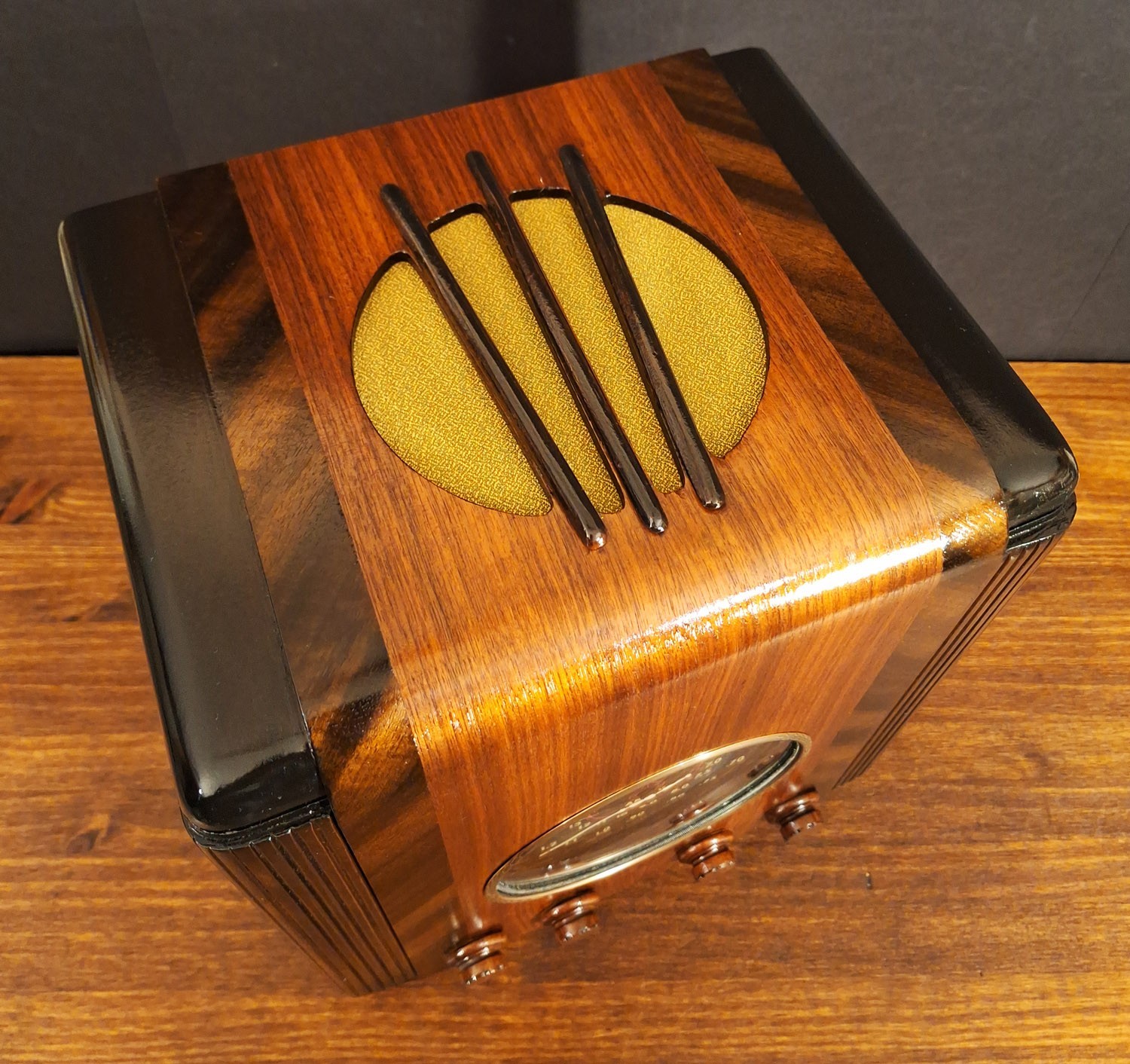 Old Antique Wood Arvin 517 Rhythm Junior Vintage Tube Radio - Restored & Working