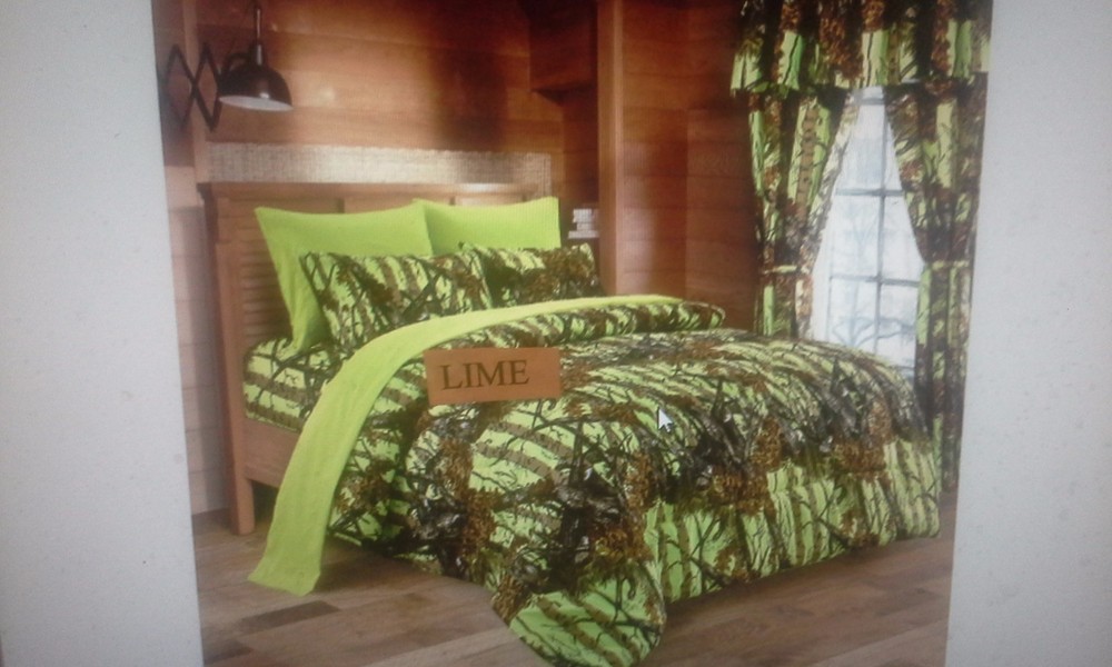 8 PC MINI COMFORTER SET LIME CAMO KING SIZE CAMO & Curtains YELLOW (No Sheets)