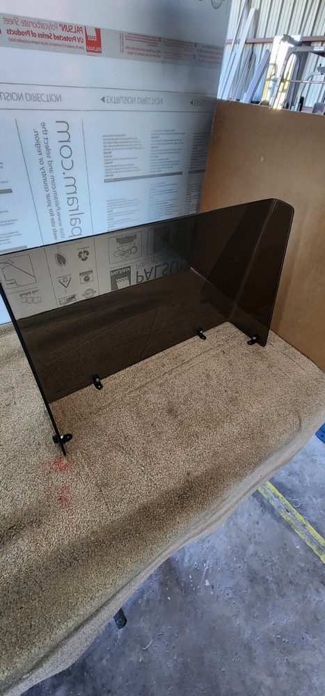 Universal boat windshield 21", 1/4" premium plexiglass, center console