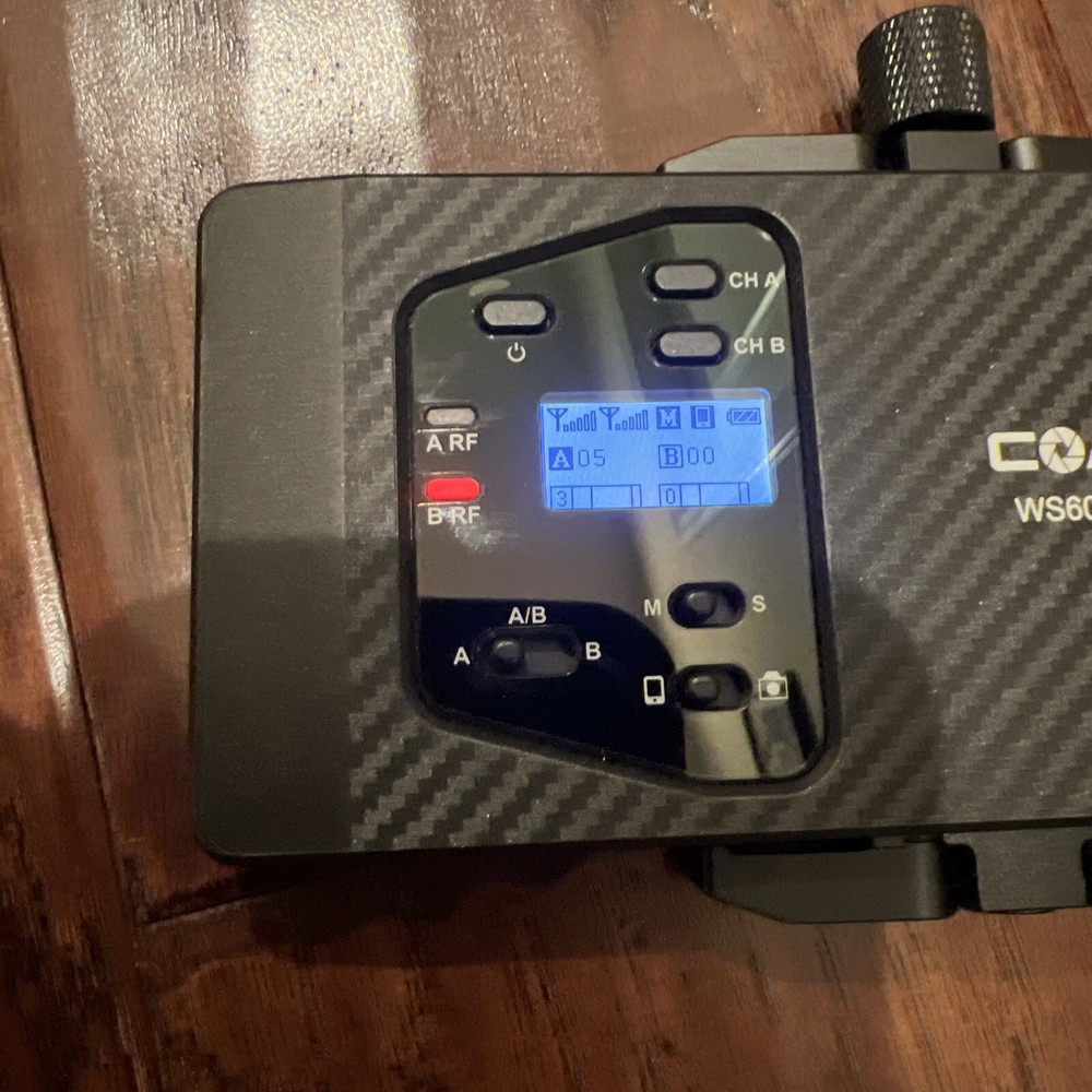 Comica Wireless Microphone CVM WS 60 Combo UHF 1 Trigger 2