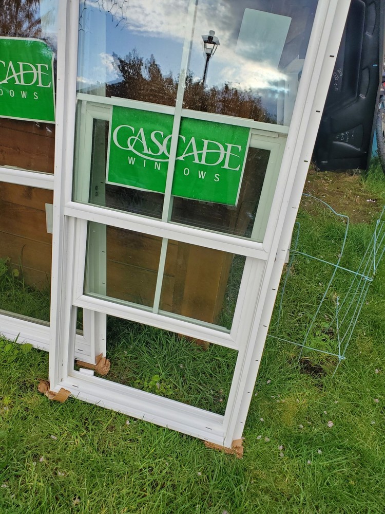 Cascade Window - Single-Hung - Double Pane -Vinyl Window 24x36 White Grid