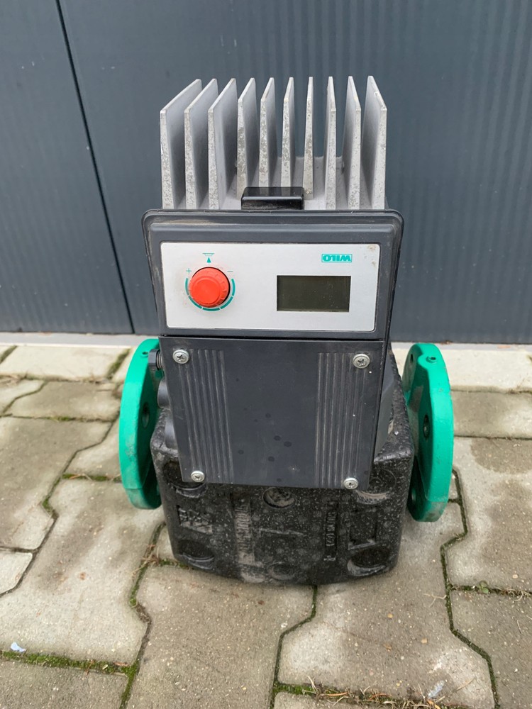 WILO circulation pump type: TOP-E50/1-10 2018547