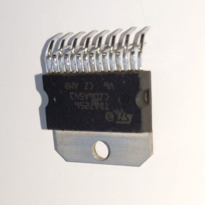 TDA7256 Integrated Circuit - CUSTODIA: TO220-111 MAKE: STMicroelectronics