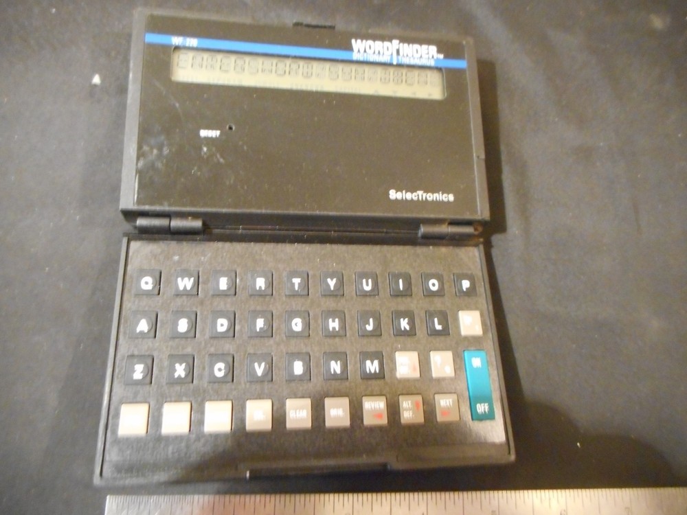 Selectronics Word finder wf-220 dictionary / thesaurus