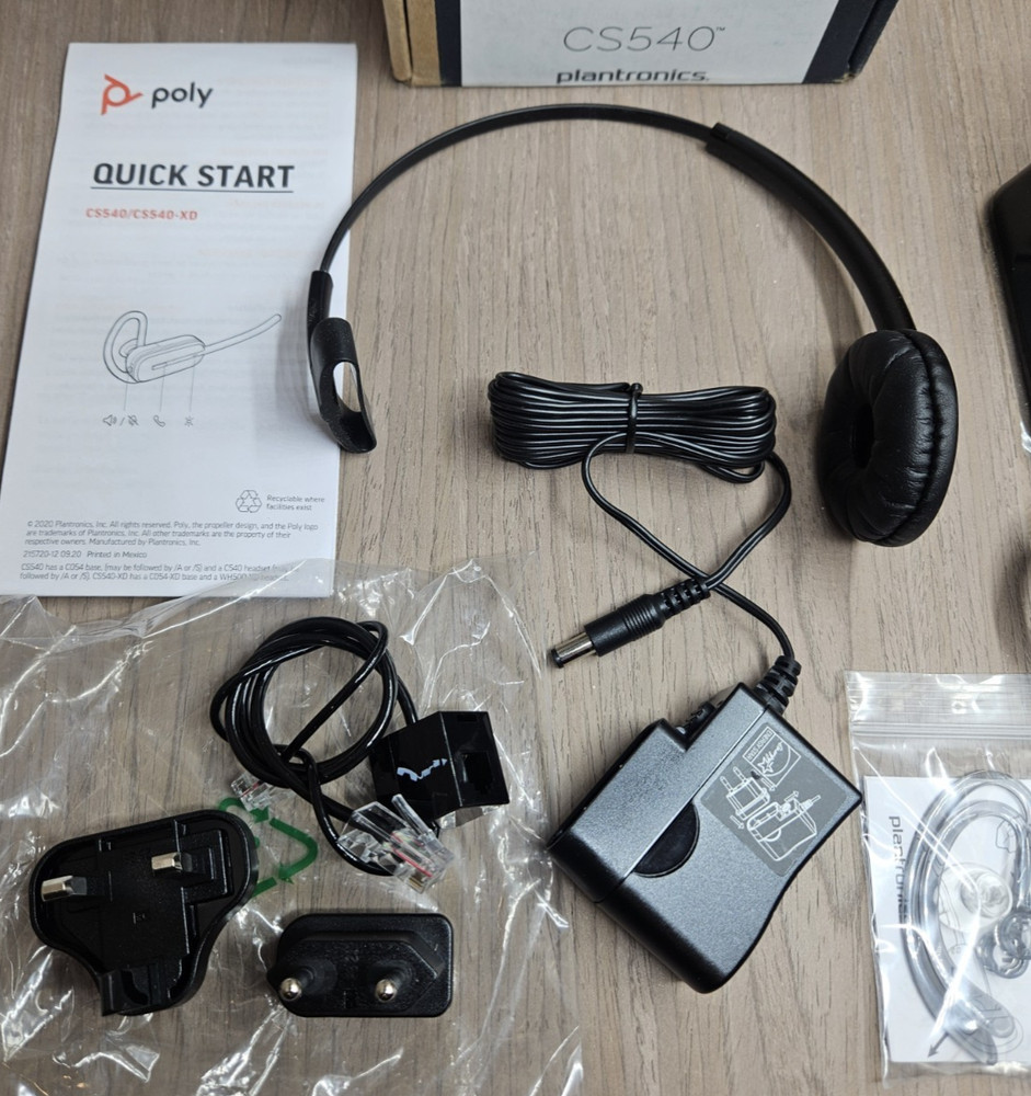 PLANTRONICS Poly CS540 Wireless DECT Headset Black New