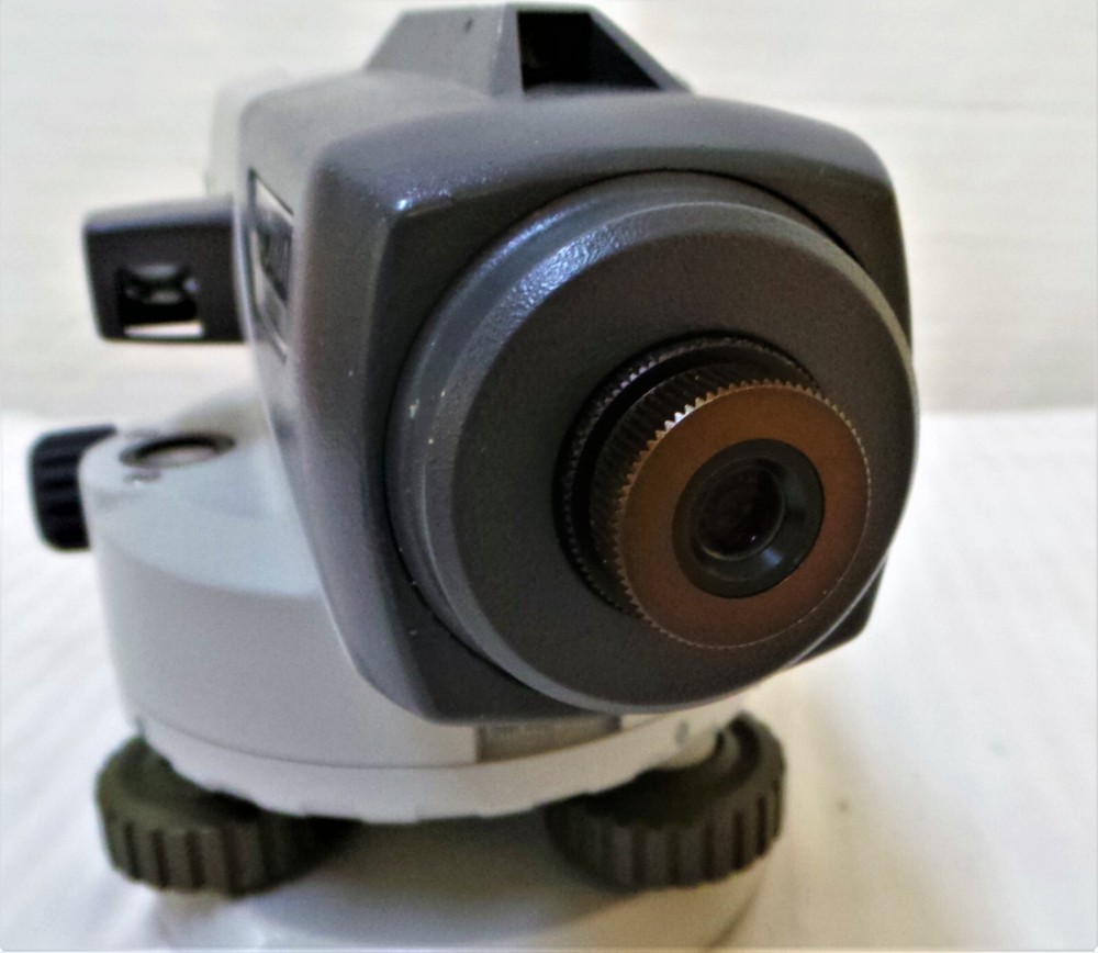 SOKKIA B20 AUTOMATIC LEVEL. SELF-CHECED.