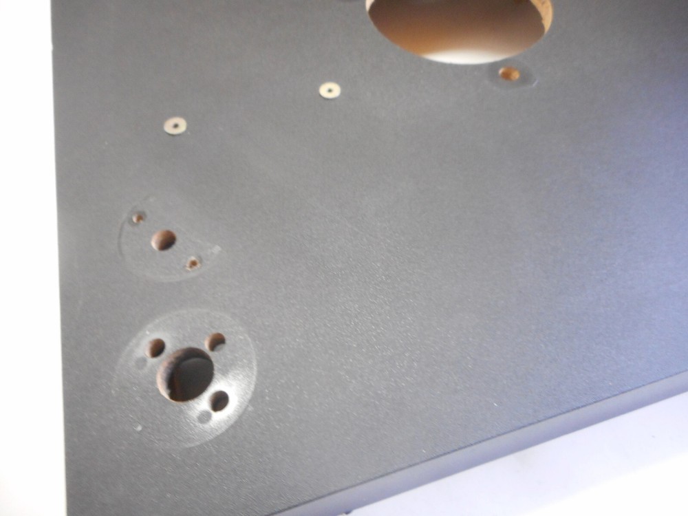 NUMARK TURNTABLE TT1400 - PLINTH - PARTING OUT