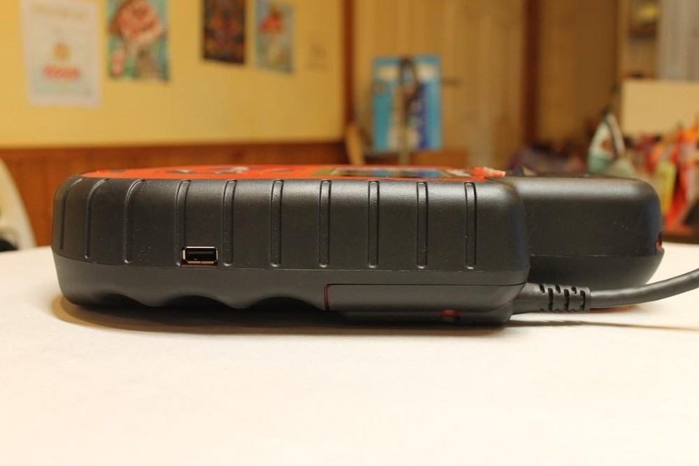 Snap-on MicroVAT Elite EECS304C Battery Starting and Charging System Analyzer ^