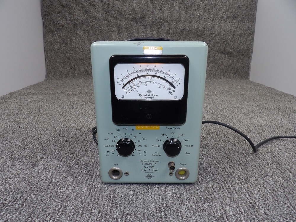Bruel & Kjaer Type 2409 Electronic Voltmeter