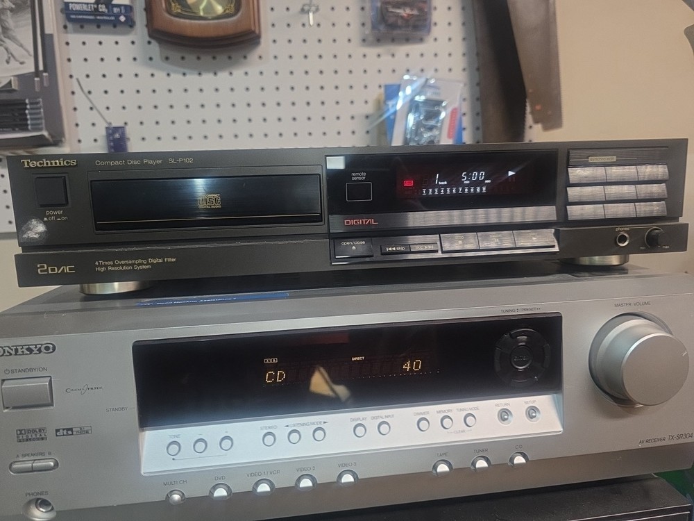 Vintage Technics SL-P102 Compact Disc Player