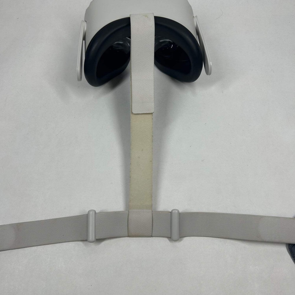 Meta Quest 2 128GB VR System KW49CM