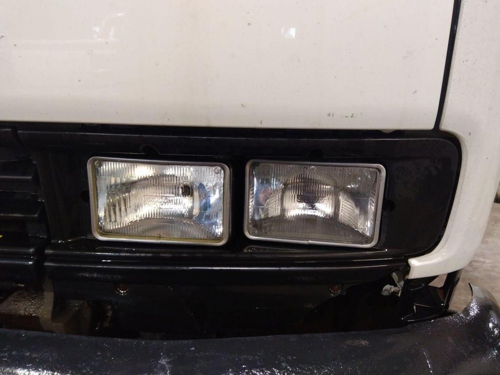 For 2007 GMC T7500 HEADLIGHT Left ,  MN