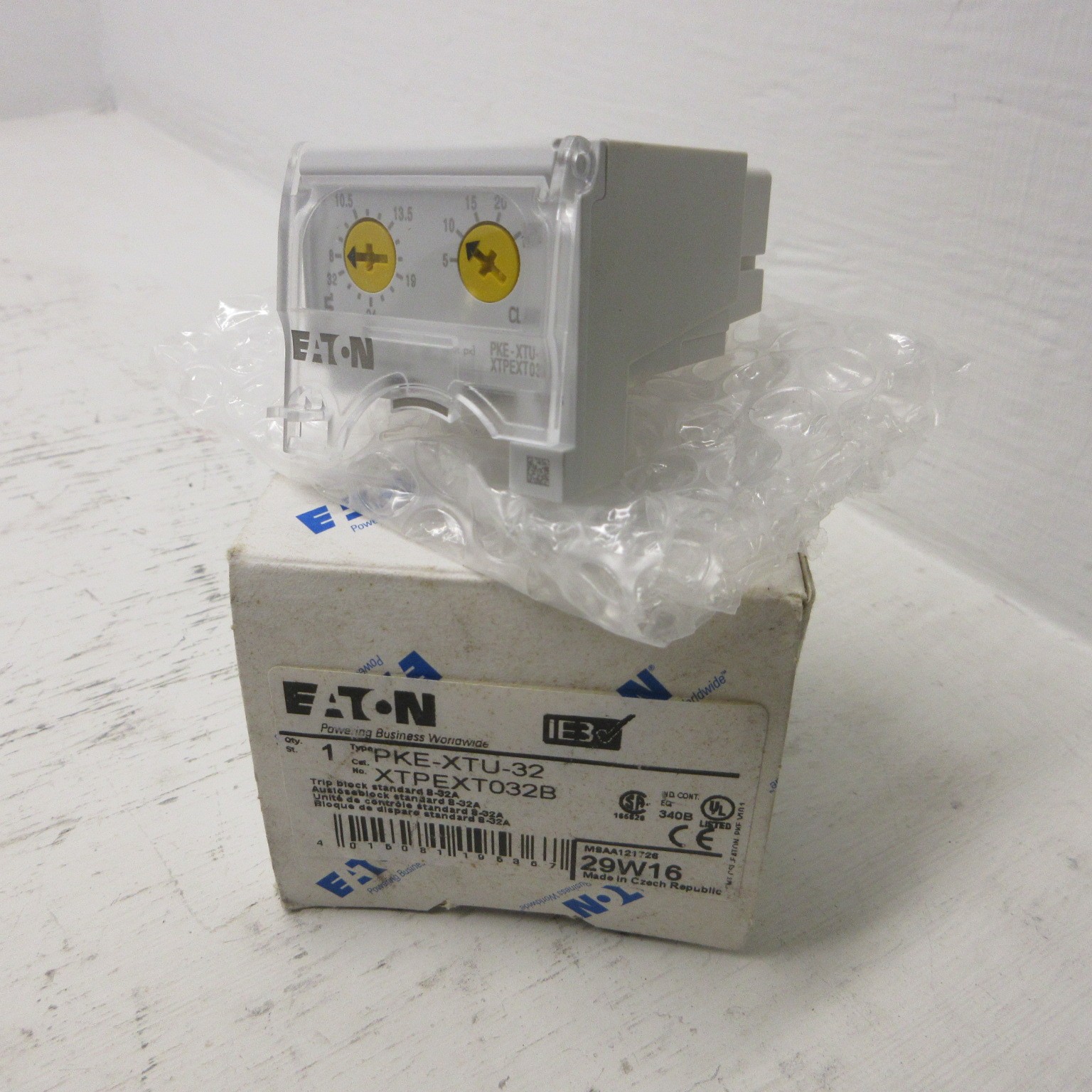NEW Eaton PKE-XTU-32 Trip Block XTPEXT032B Standard 8-32 Amp 690VAC PKEXTU32 NIB