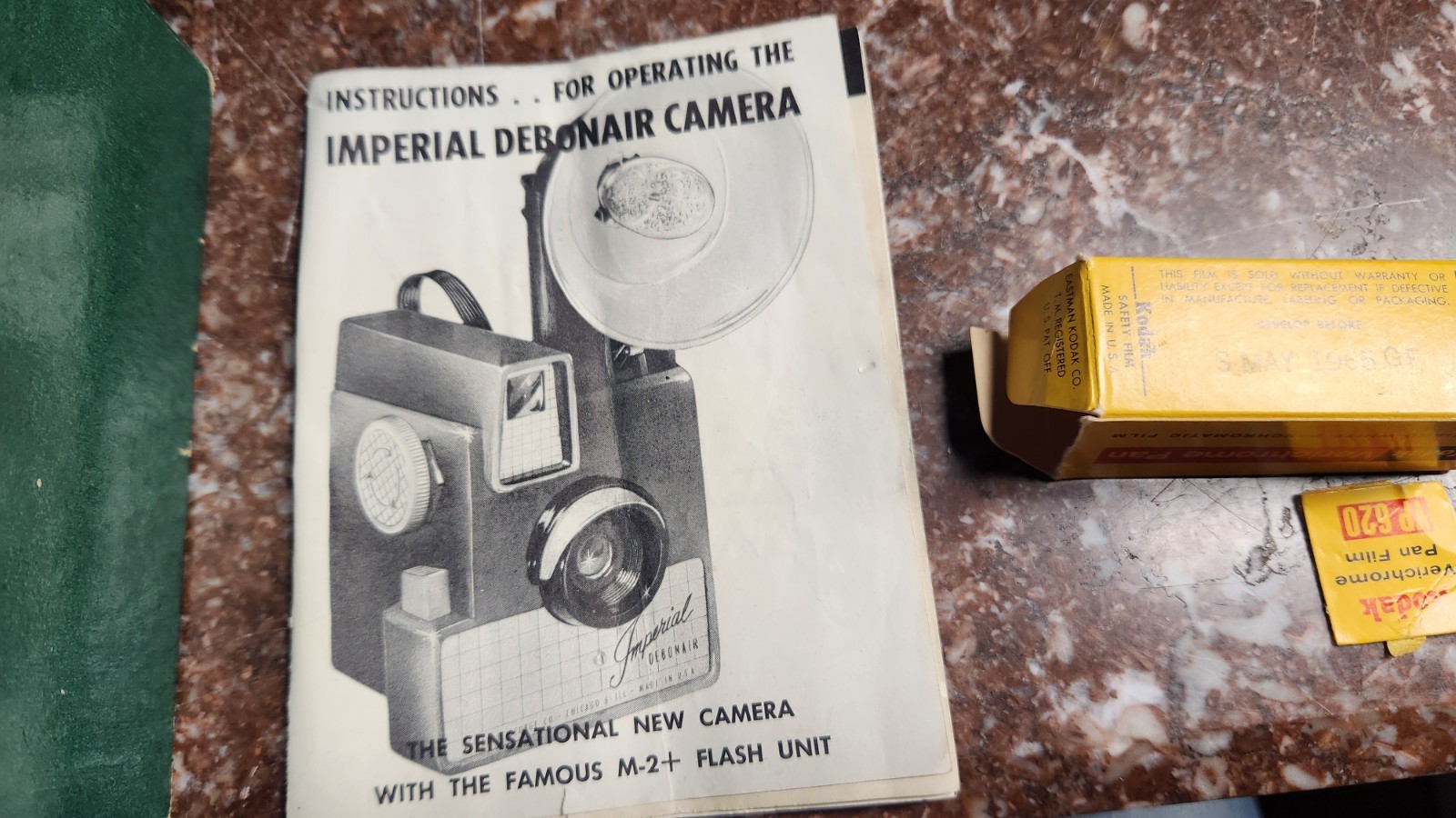 1950s Official Girl Scout Camera With M2 Plus Flash. Cat. No. 821 W/Box. RARE