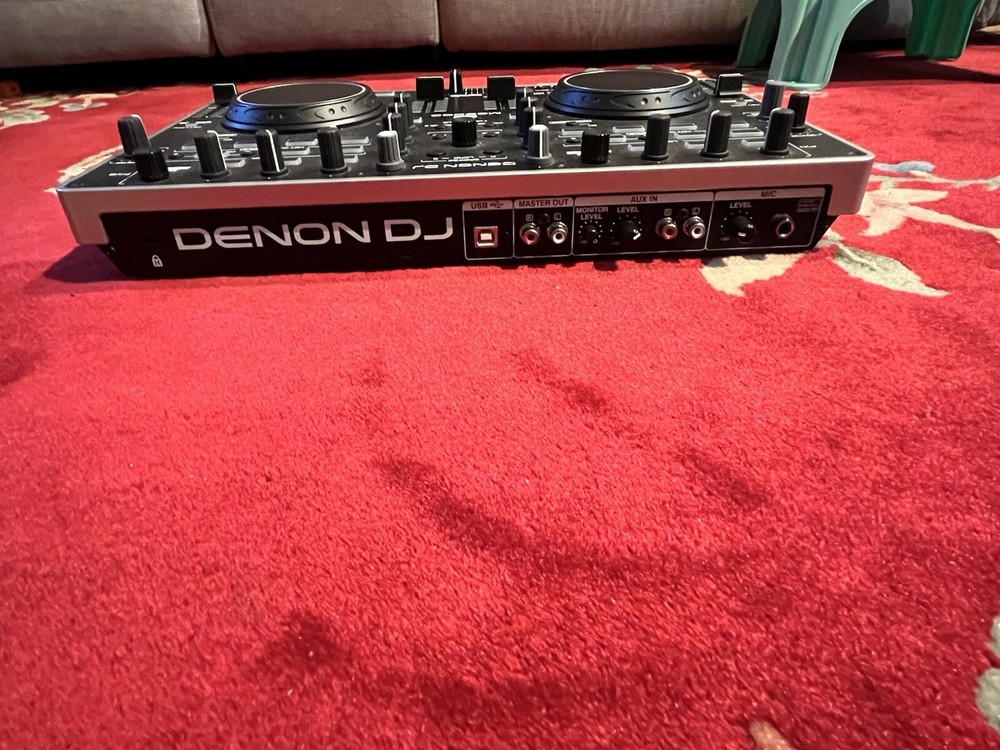 Denon MC2000 Dj Controller