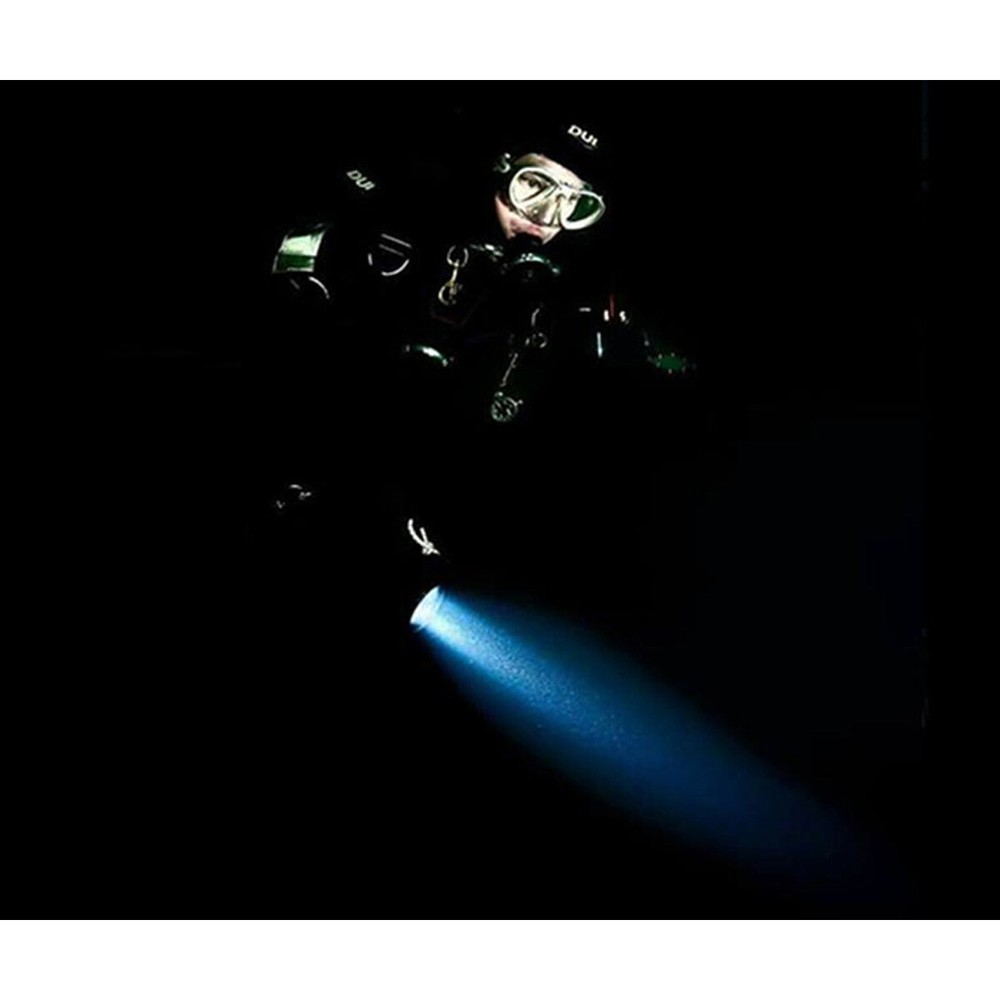 OrcaTorch D860 4200 Lumens Light