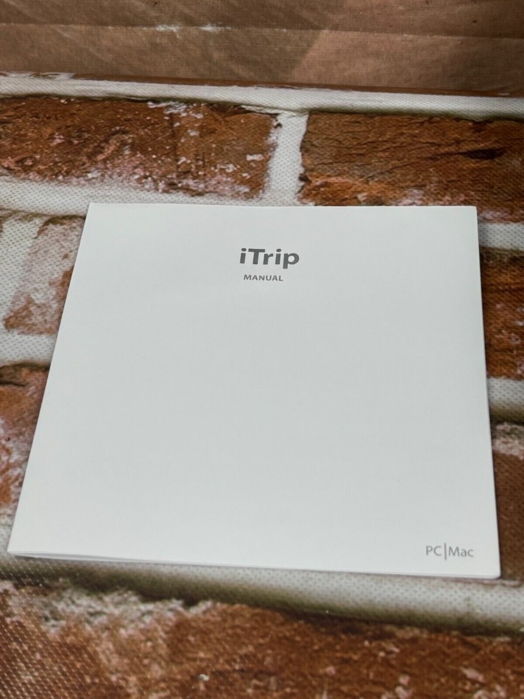 Griffin iTrip FM Transmitter for iPod Complete CD & Book -Used